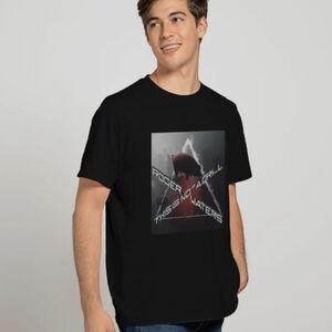 Roger Waters NWOT This is Not A Drill 2022 Concert Shirt